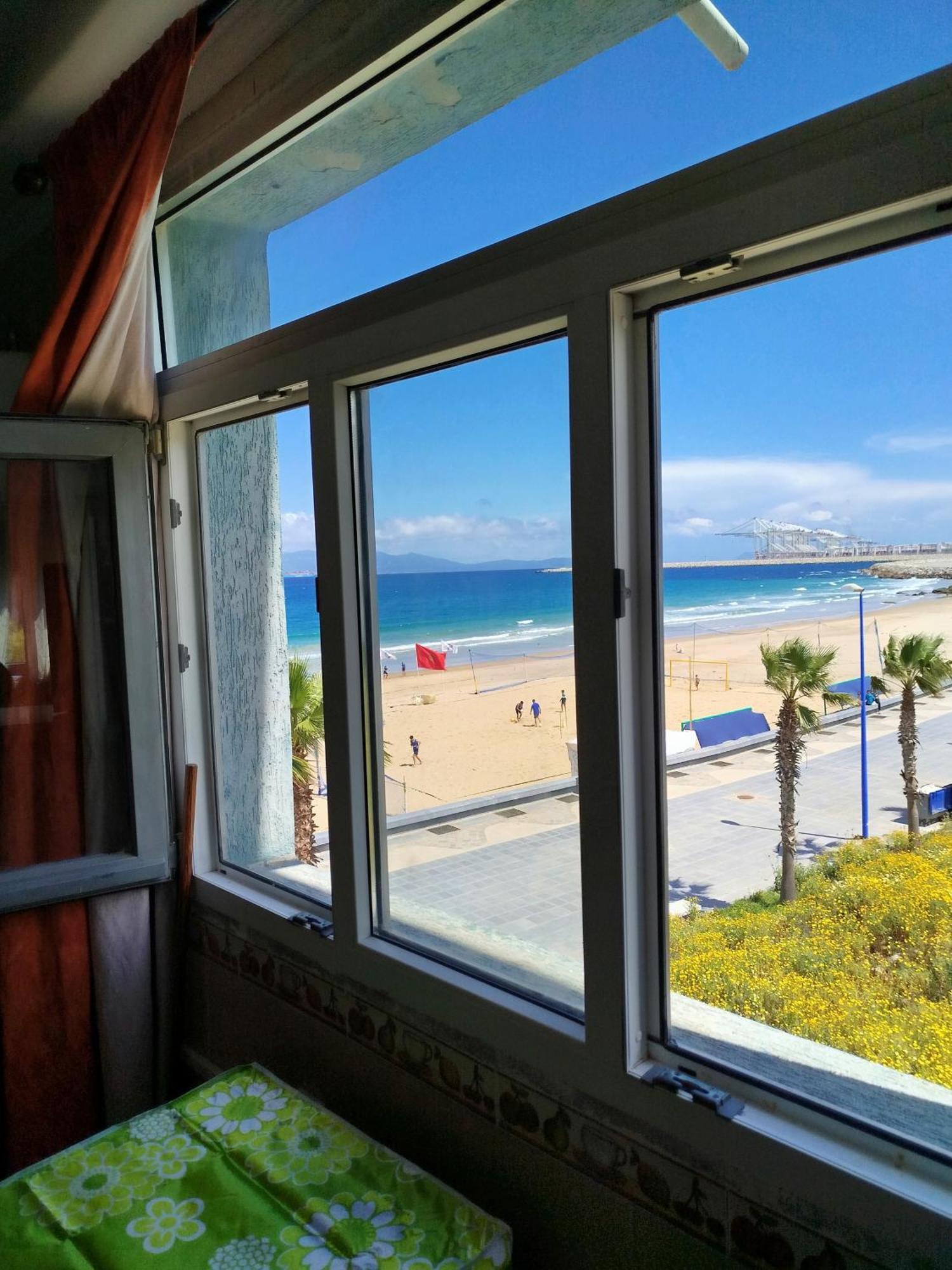 Apartment Corniche Ksar Sgher Ksar es Sghir Eksteriør bilde